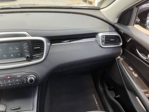 2020 Kia Sorento LX V6