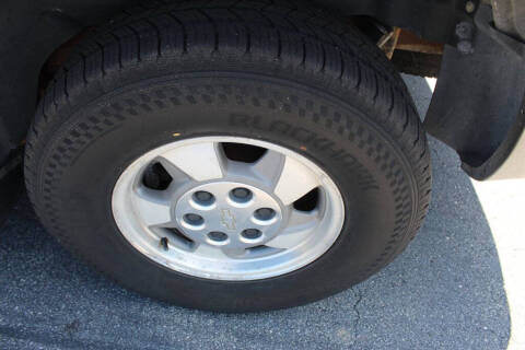 2002 Chevrolet Tahoe LS