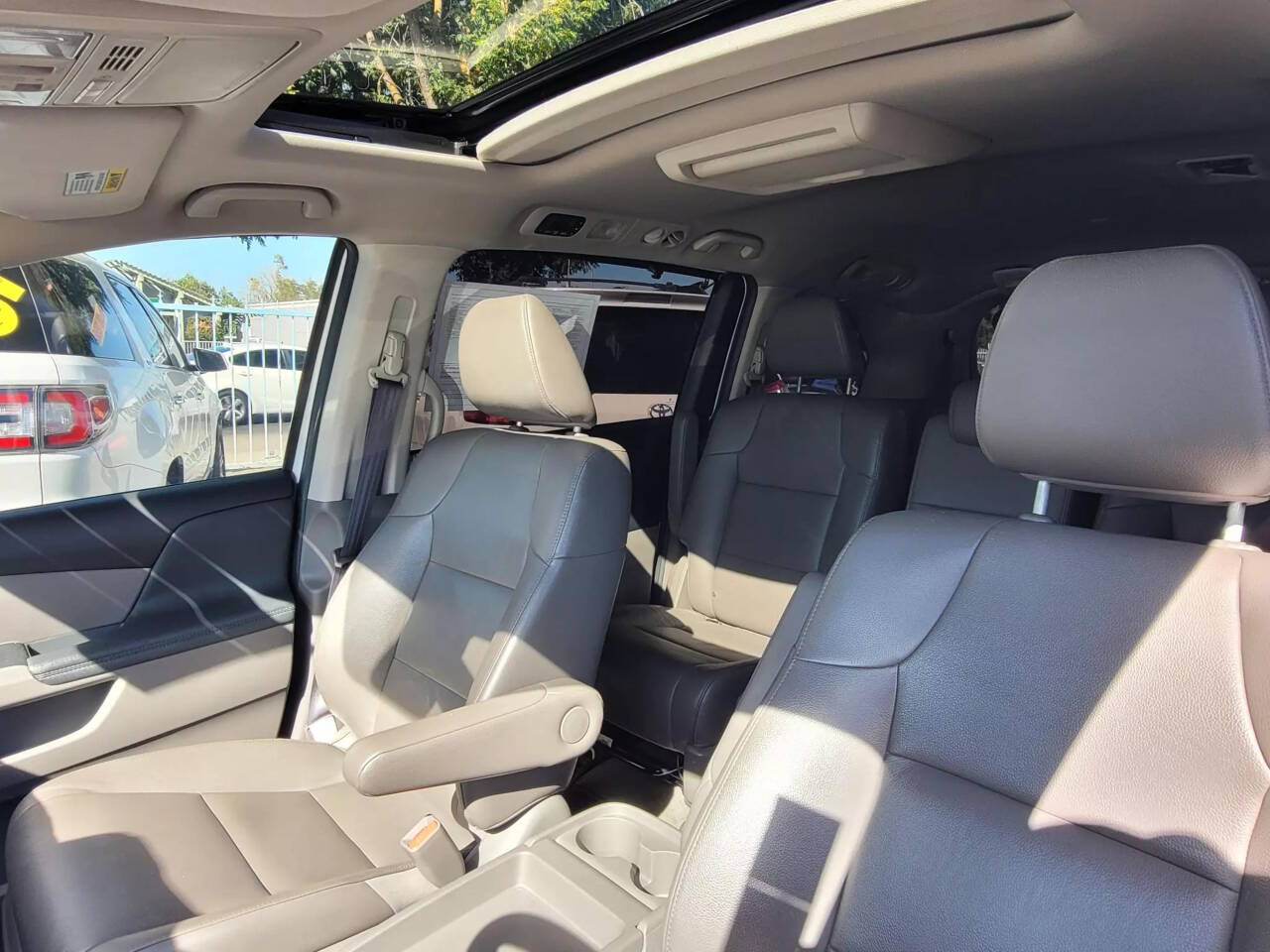 2015 Honda Odyssey for sale at Victory Motors Inc in Modesto, CA