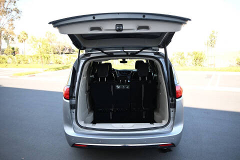 2019 Chrysler Pacifica Touring L