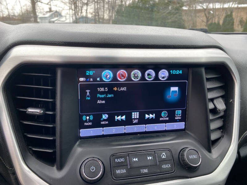 2017 GMC Acadia SLE-2