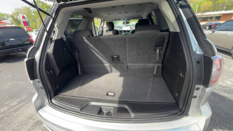 2015 GMC Acadia SLE-2