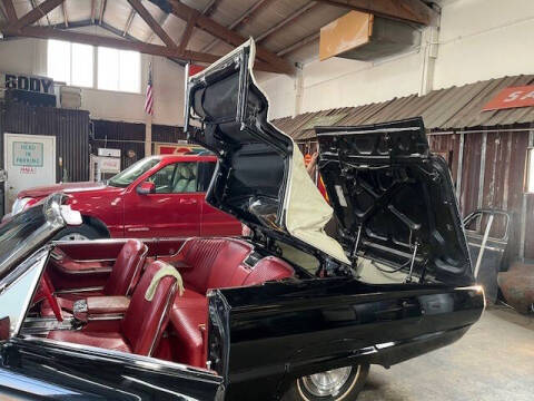 1965 Ford Thunderbird