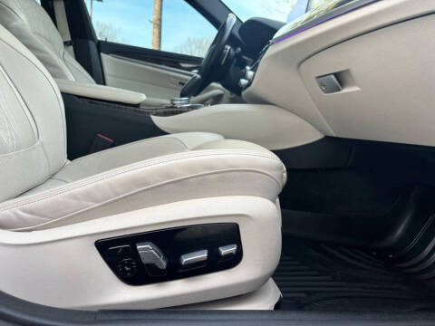 2019 BMW 5 Series 540i