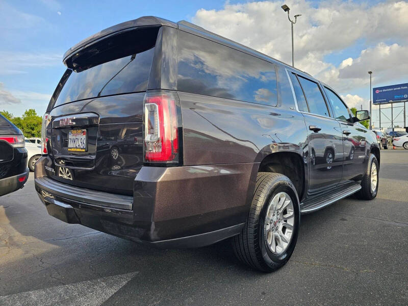 2016 GMC Yukon XL SLT