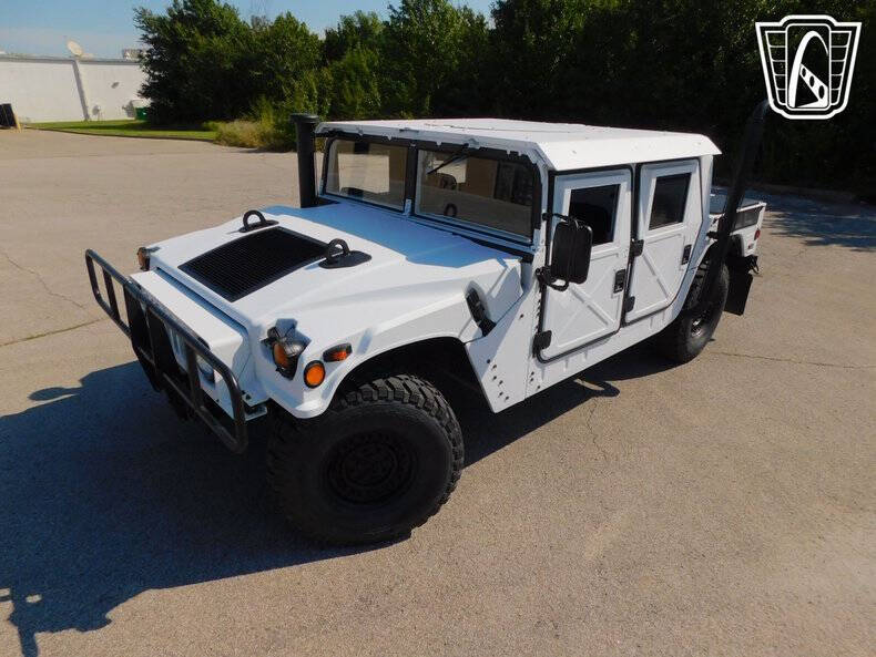 2008 AM General Hummer