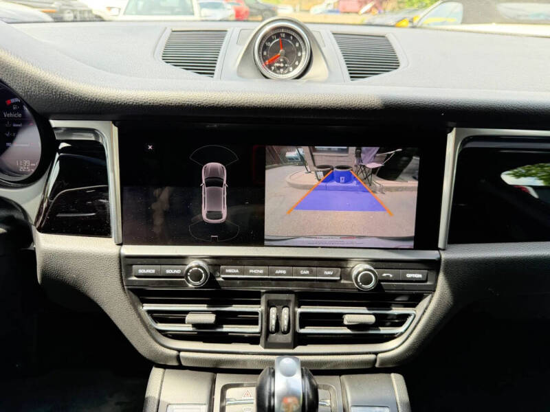 2020 Porsche Macan