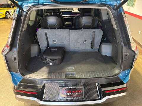 2024 Kia EV9 Land