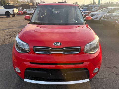 2018 Kia Soul +