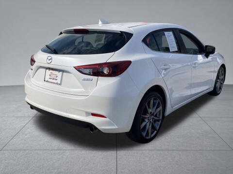 2018 Mazda MAZDA3 Grand Touring