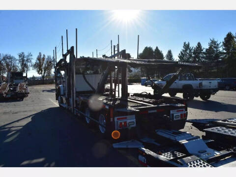 2019 Freightliner 114 SD