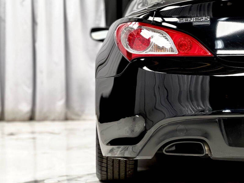 2011 Hyundai Genesis Coupe 3.8L R-Spec