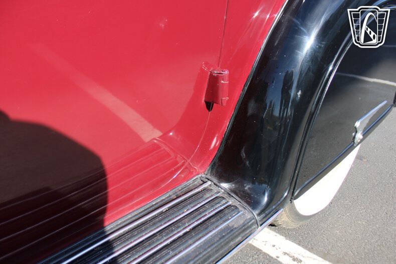 1936 Chrysler Airflow