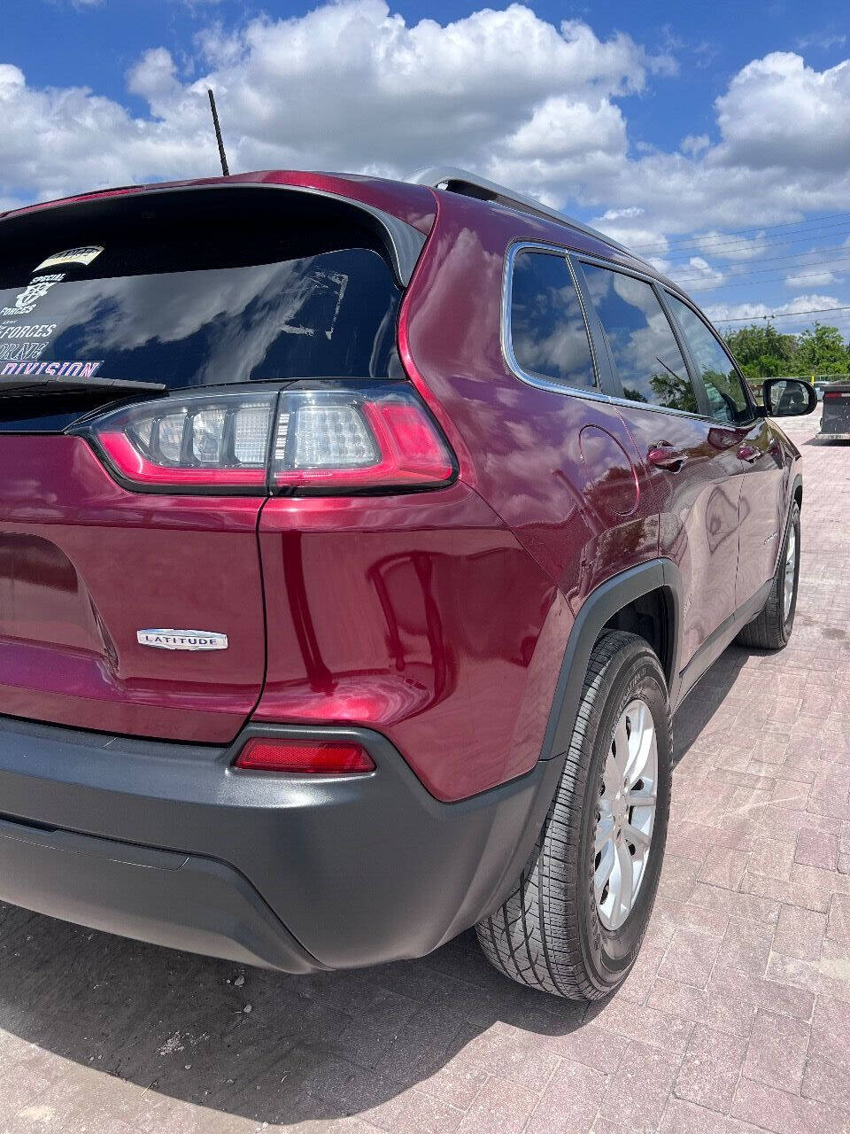 2019 Jeep Cherokee for sale at Auto Dealers Exchange LLC in Apopka, FL