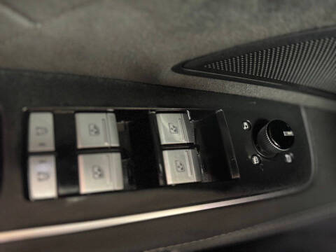 2023 Audi S8 4.0T quattro