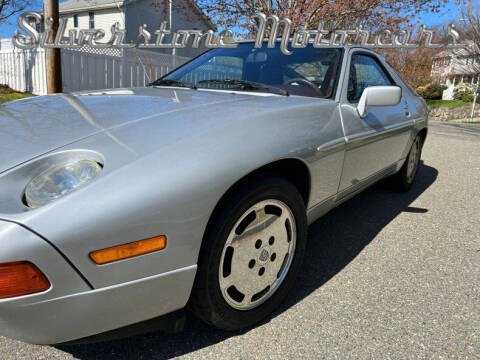 1987 Porsche 928 S4