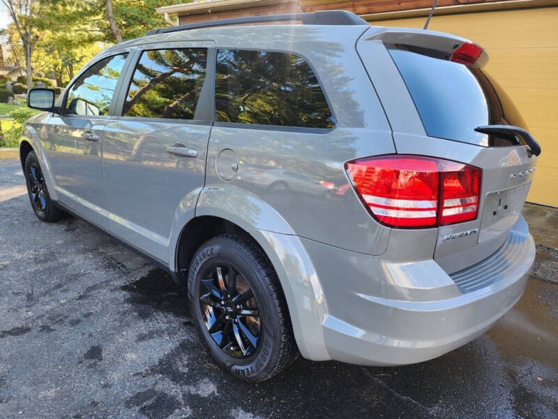 2020 Dodge Journey SE Value