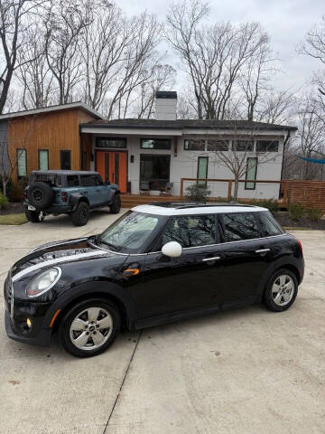 2016 MINI Hardtop 4 Door Cooper
