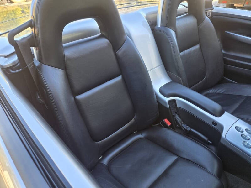 2004 Chevrolet SSR LS