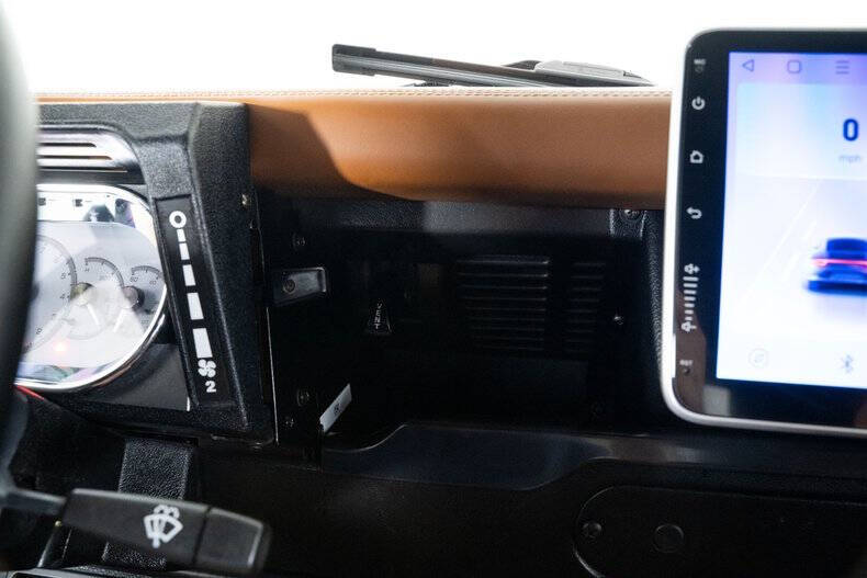 1985 Land Rover Defender