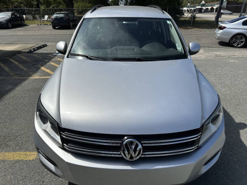 2015 Volkswagen Tiguan SE
