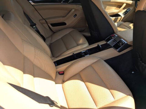 2015 Porsche Panamera 4
