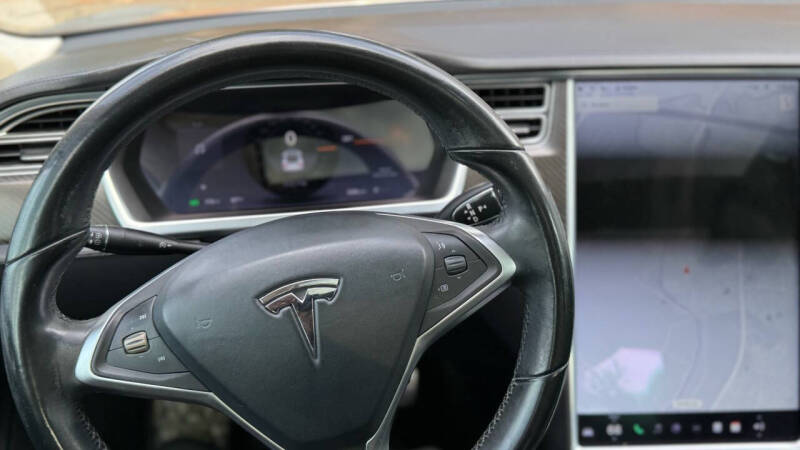 2013 Tesla Model S Performance