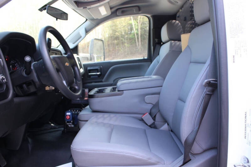 2025 Chevrolet Silverado 6500HD