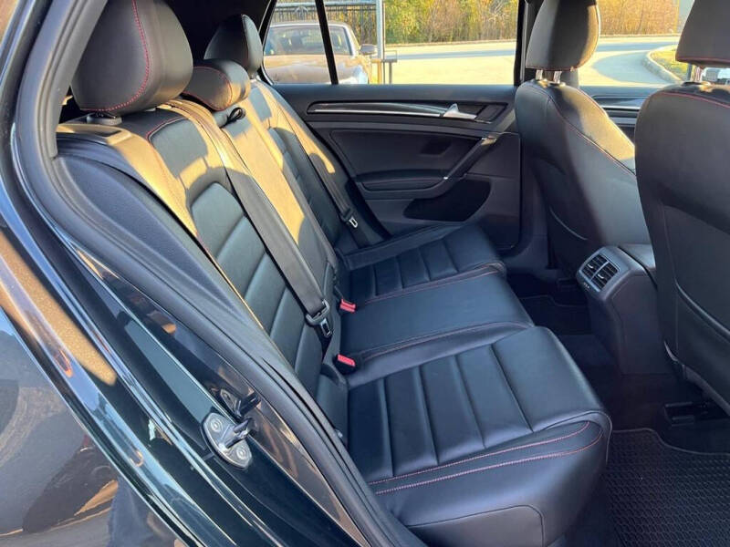 2016 Volkswagen Golf GTI