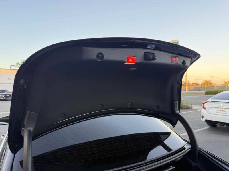 2018 Mercedes-Benz E-Class E 300