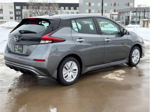2025 Nissan LEAF S