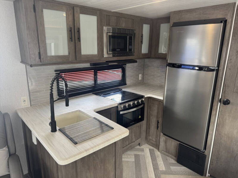 2022 Forest River Salem Midwest 27RK