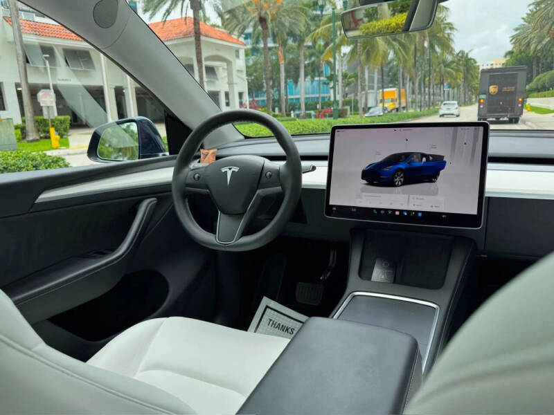 2024 Tesla Model Y Long Range