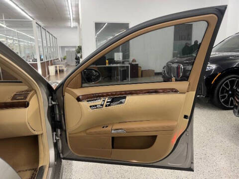 2009 Mercedes-Benz S-Class S 550 4MATIC