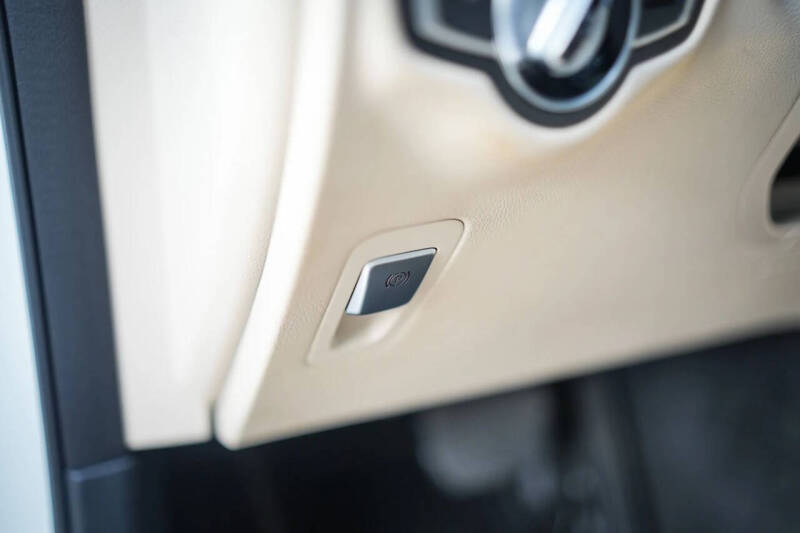 2016 Mercedes-Benz GLC GLC 300