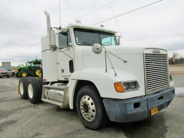 1999 Freightliner FLD120