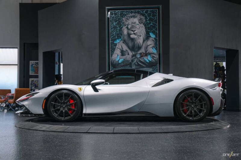 2022 Ferrari SF90 Spider