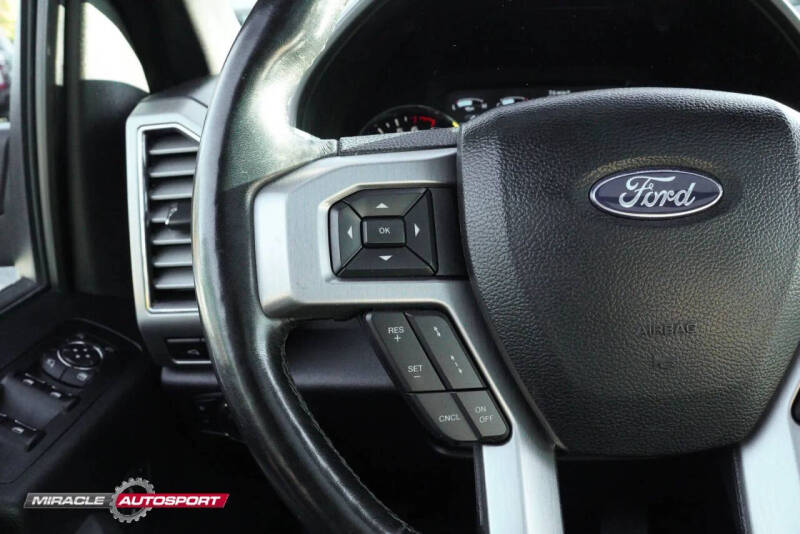 2017 Ford F-150 Platinum