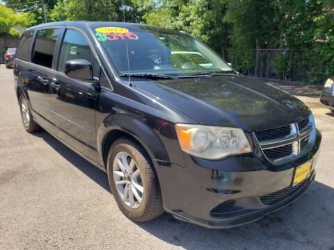2013 Dodge Grand Caravan for sale at AUTO LATINOS CAR in Houston TX