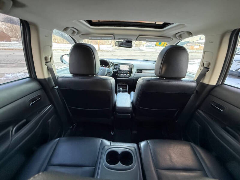 2016 Mitsubishi Outlander GT