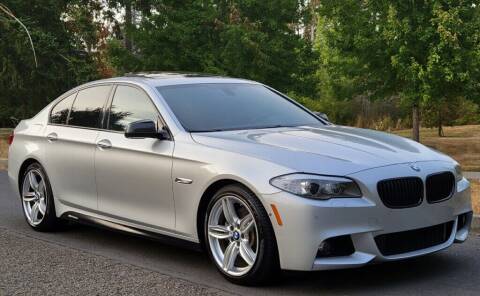 2013 BMW 5 Series for sale at CLEAR CHOICE AUTOMOTIVE in Milwaukie OR