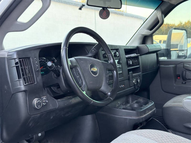 2020 Chevrolet Express 3500