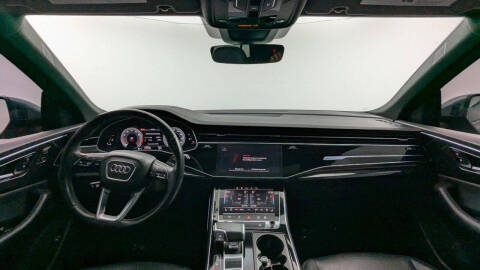 2022 Audi Q8 quattro Premium Plus 55 TFSI