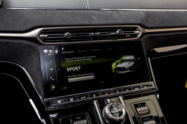 2025 Aston Martin Vantage