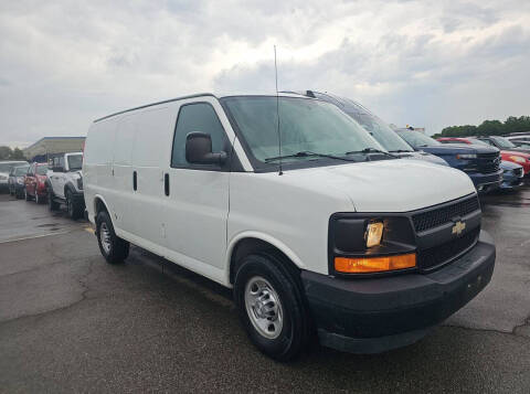 2017 Chevrolet Express 2500