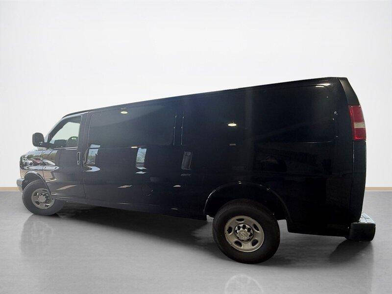 2017 Chevrolet Express 2500