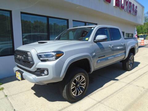 2020 Toyota Tacoma for sale at Island Auto Buyers in West Babylon NY
