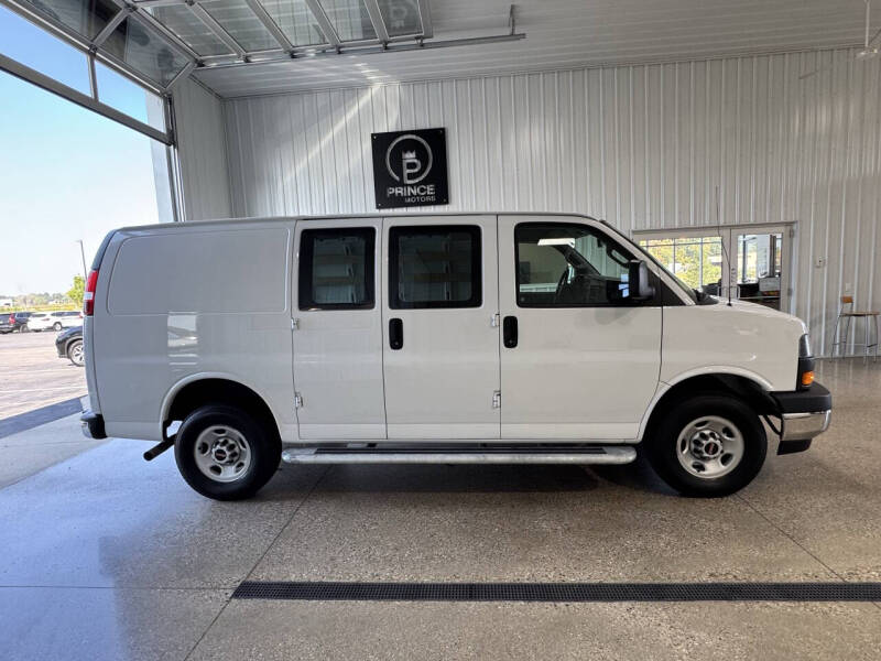 2023 GMC Savana 2500