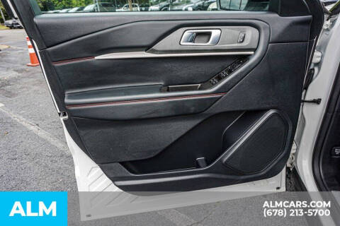 2025 Ford Explorer ST-Line