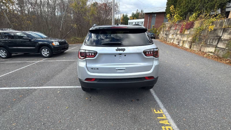 2026 Jeep Compass Limited Altitude